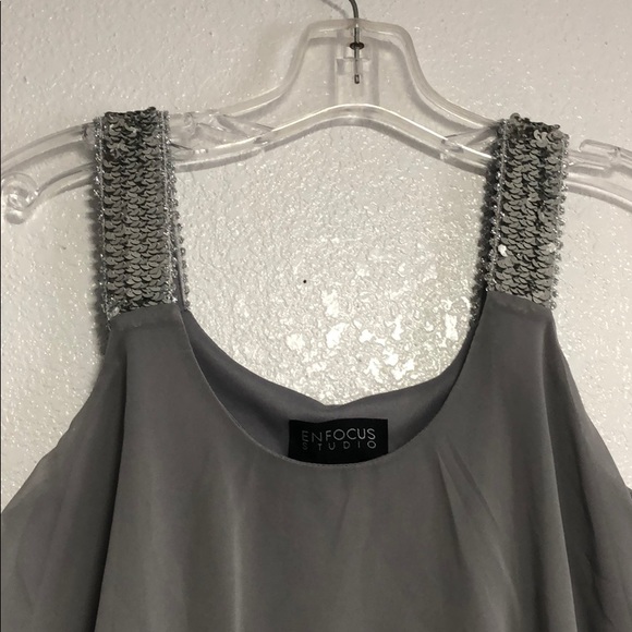 Dress - Picture 4 of 4